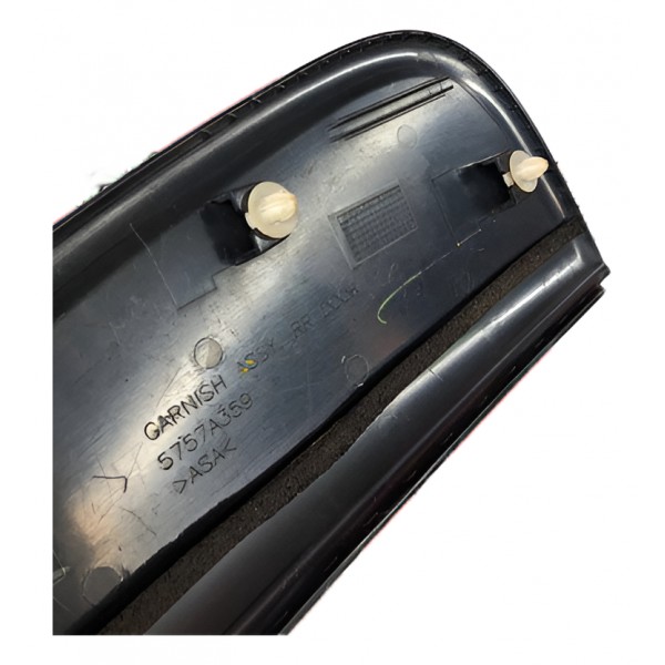 Acabamento Externo Da Porta Traseira Da Mitsubishi L200 Le