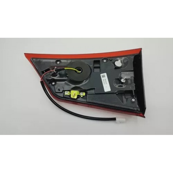 Lanterna Traseira Outlander 2016 17 A 2022 C/led Tampa Esq